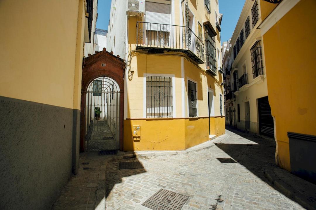 Attic With Terrace- 1Bd 1Bth- Corral Del Rey Apartment Sevilla Exterior foto