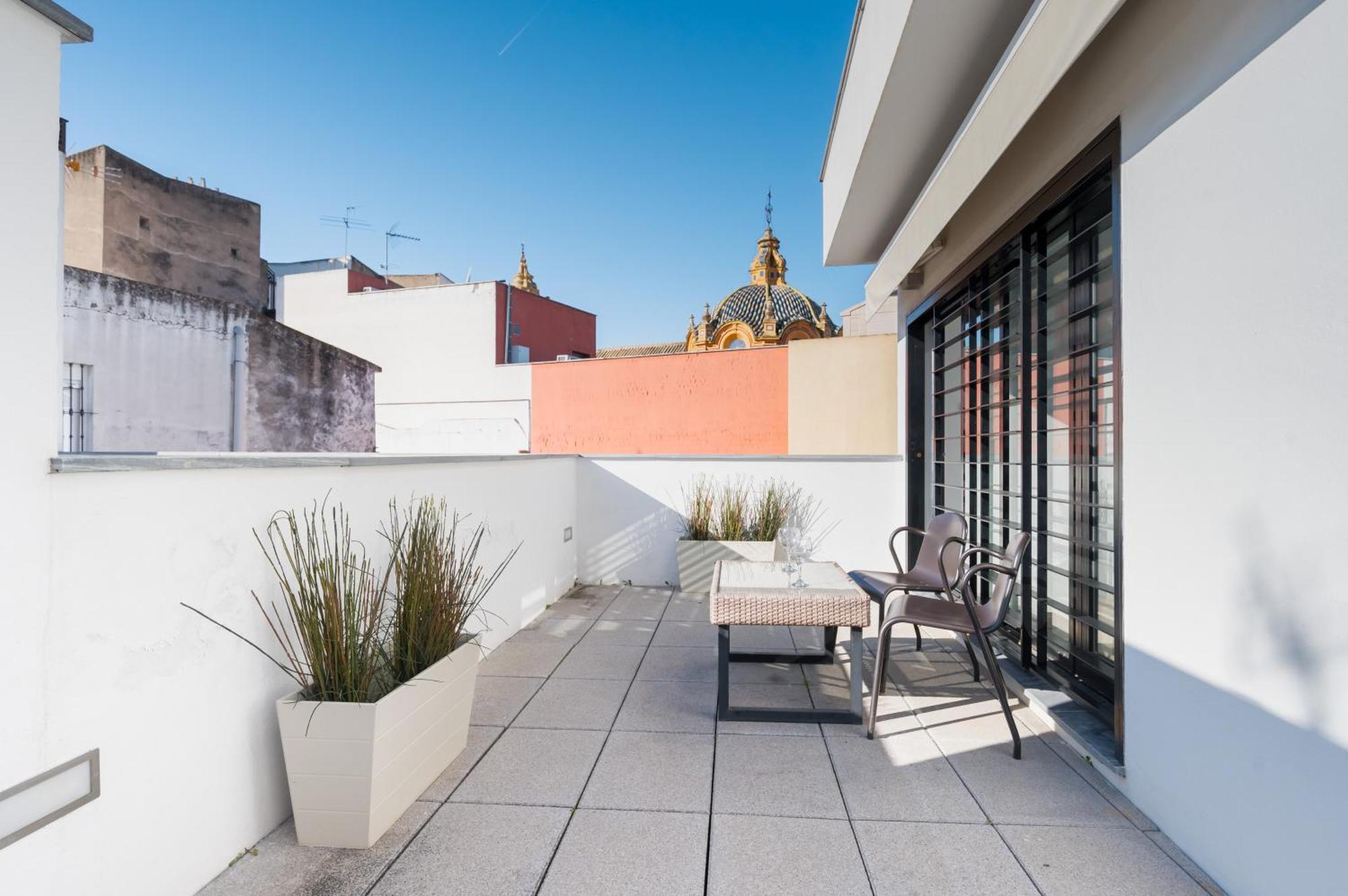 Attic With Terrace- 1Bd 1Bth- Corral Del Rey Apartment Sevilla Exterior foto