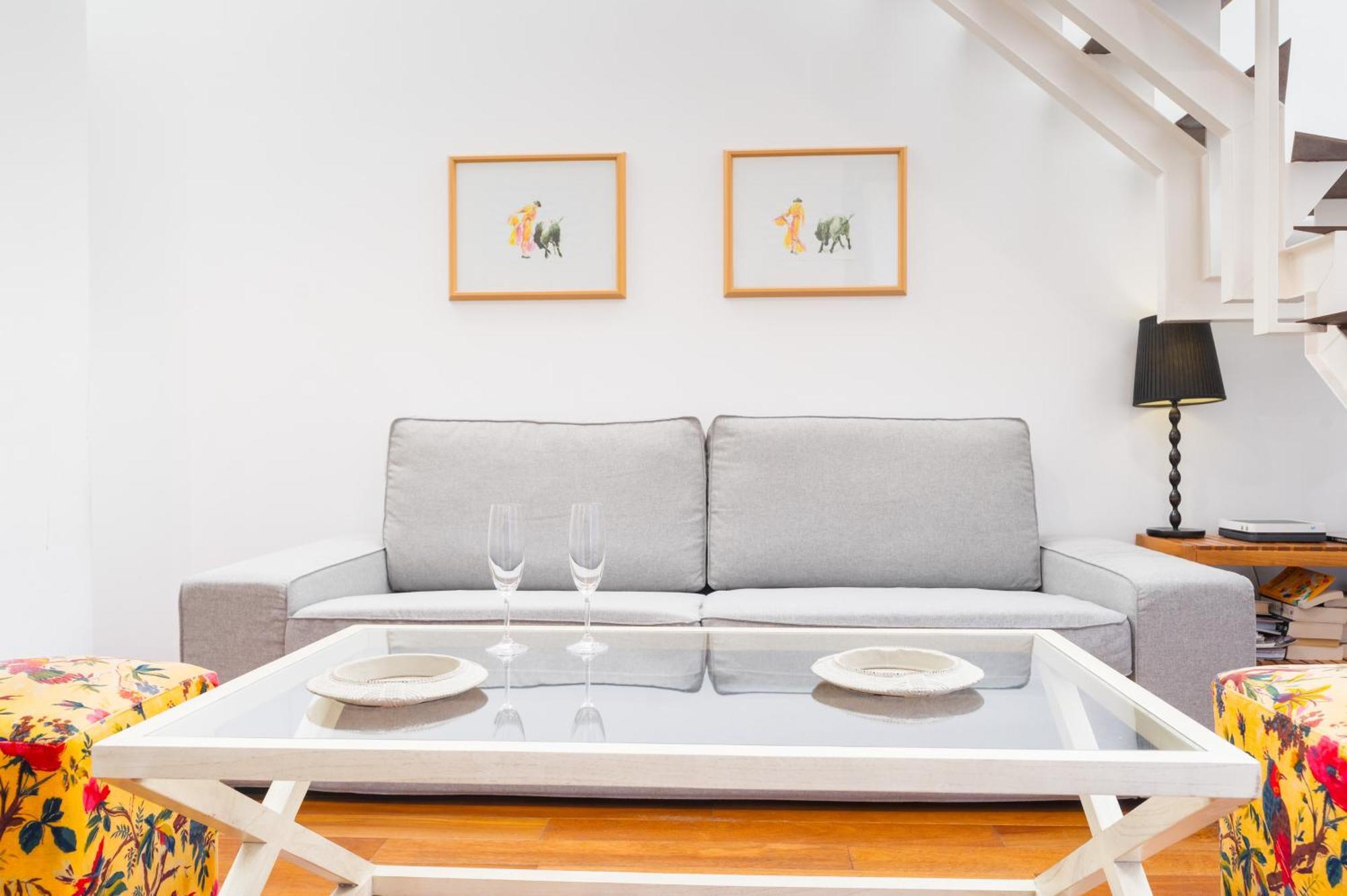 Attic With Terrace- 1Bd 1Bth- Corral Del Rey Apartment Sevilla Exterior foto