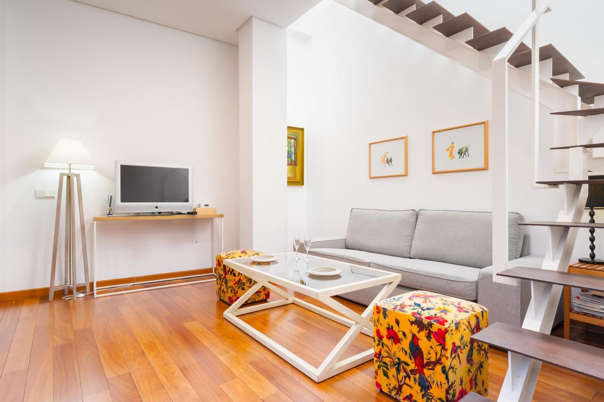 Attic With Terrace- 1Bd 1Bth- Corral Del Rey Apartment Sevilla Exterior foto